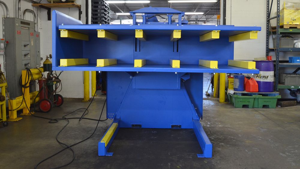 SC Pallet Inverter with pallet less standoffs