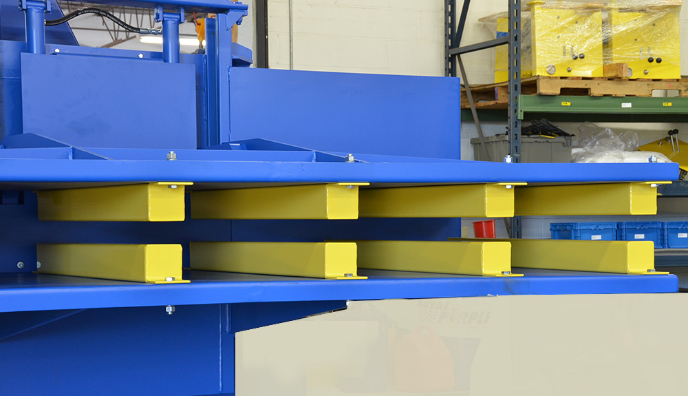 SC Wide Body Pallet Inverter with standoffs