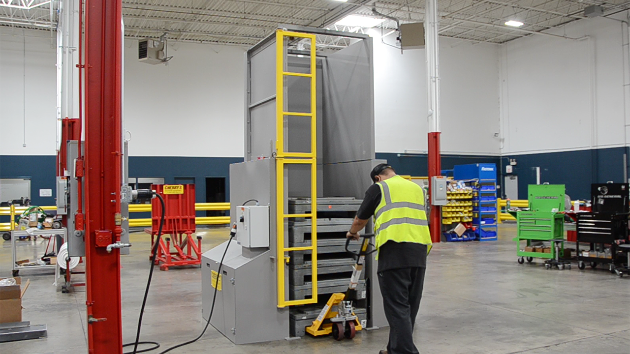 Removing a single container with a pallet jack