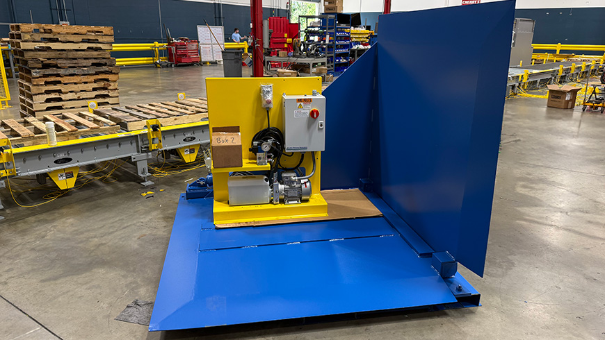 Ground loading and unloading tipper with power unit