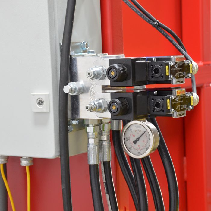 DC-110 Dual Clamp Pallet Inverter Image 8